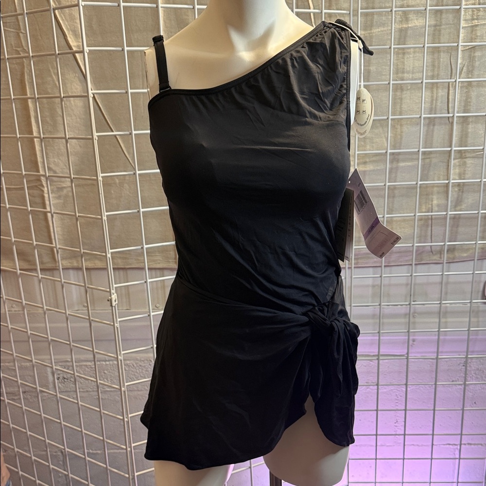 Elegant Black One-Shoulder Swim One Piece 38C